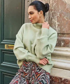 Fashion Boxy Turtleneck Sweater In Sweaters