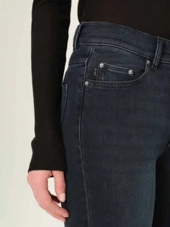 Discount Bridget Cropped Denim In Denim