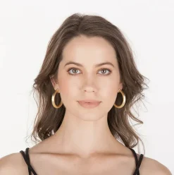 Hot Chantal Hoops Earrings In Gold Earrings