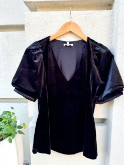 Hot Claire Velvet Top In Blouses