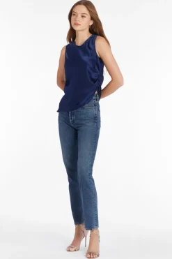Hot Darah Silk Top In Blouses