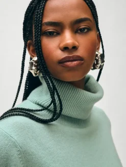 Hot Essential Turtleneck Sweater In Sweaters