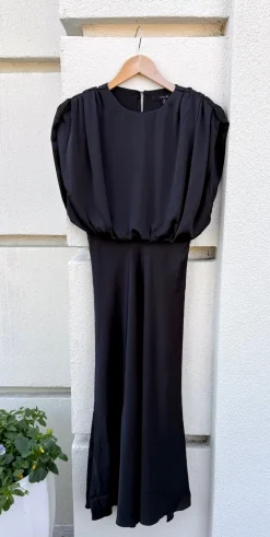 New Flora Sleeveless Dress In Black Special Occasion Dresses