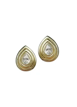 Hot en Raindrop Stud Earrings In Earrings