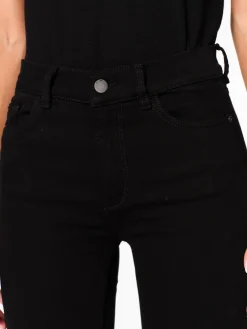 Best Mara Straight Ankle Denim In Denim