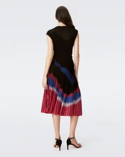 Hot Rick Dress In Sweaters