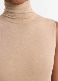 Discount Sleeveless Turtleneck Top In Basics And Tees