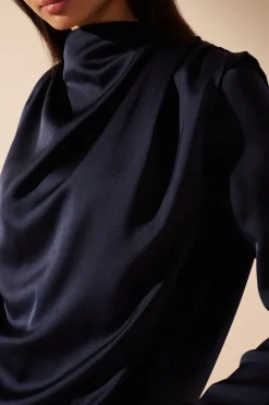 Hot Tullah Top In *FINAL SALE* Blouses